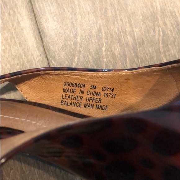 Clark’s Artisan Peep Toe Heels - Picture 5 of 5